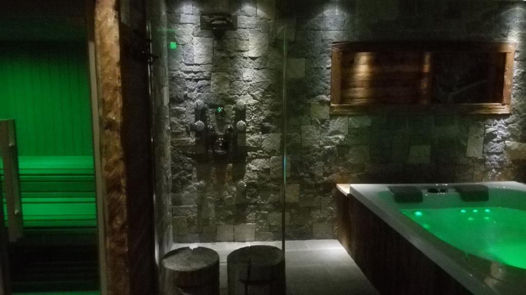 Residence Baita Cusini Livigno Exteriör bild