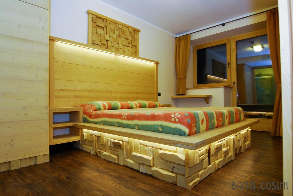 Residence Baita Cusini Livigno Exteriör bild