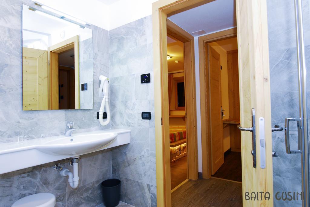Residence Baita Cusini Livigno Exteriör bild