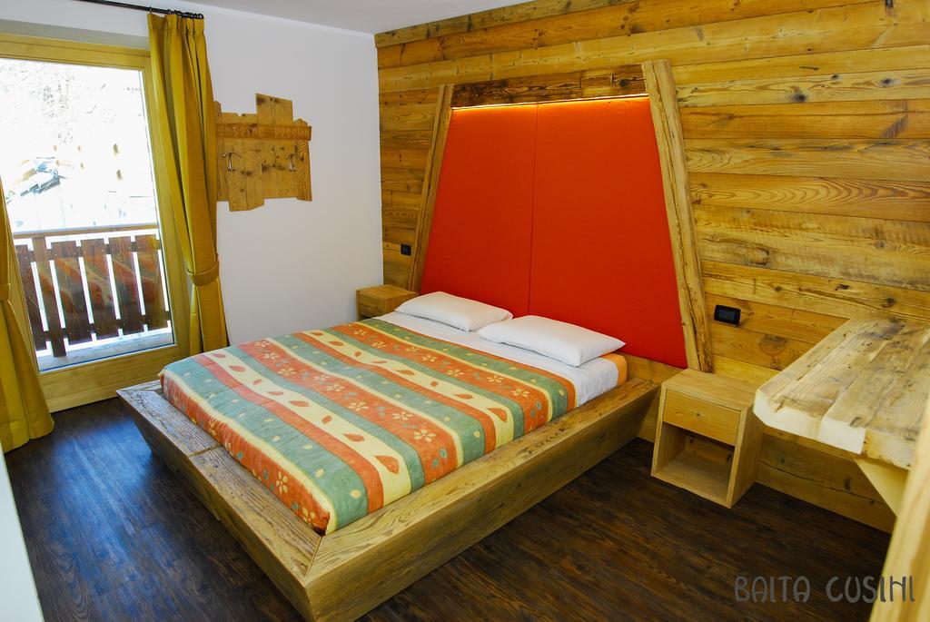 Residence Baita Cusini Livigno Exteriör bild