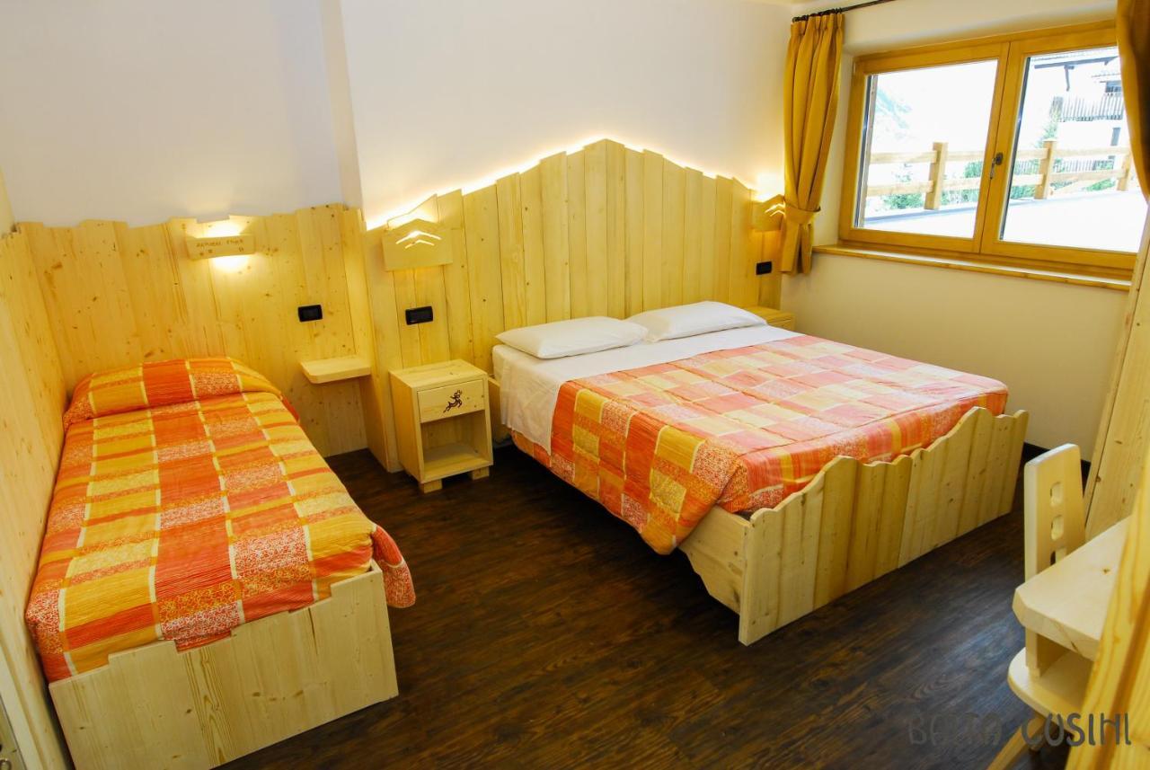 Residence Baita Cusini Livigno Exteriör bild